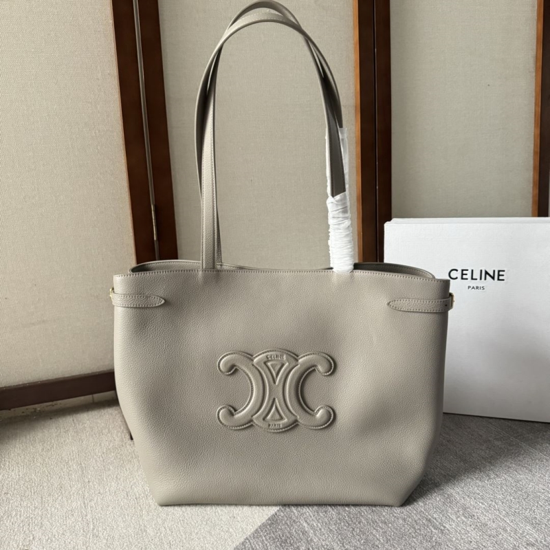 Ce**e shoulder bags